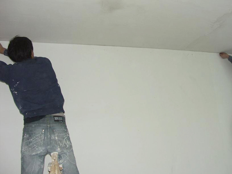 內(nèi)墻涂料能不能加水？注意事項！